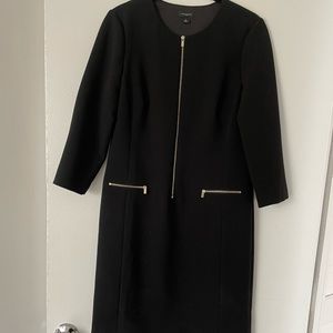 Ann Taylor: black work dress with gold zipper detail. Size: 4.Barely worn.
